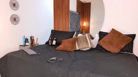 Dafne online show from November 11, 1:30 pm