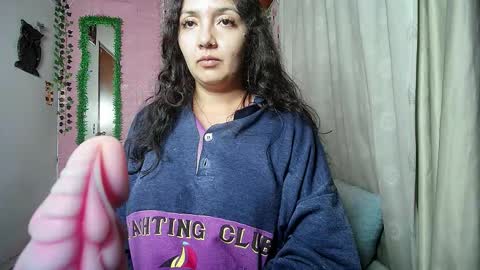 sexy lolas online show from February 15, 6:05 am