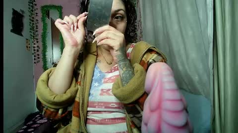 sexy lolas online show from March 29, 5:06 am