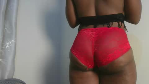 sexy_lyna online show from December 19, 7:50 pm