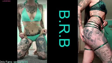 SexyAriel15 online show from April 16, 4:39 pm