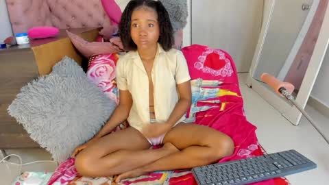 sofia online show from February 3, 10:36 am