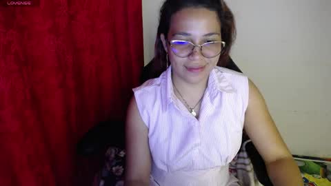 sexydiabliita online show from April 6, 11:28 pm