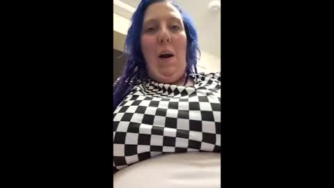 Wouldntyouliketoknow online show from March 29, 6:51 pm