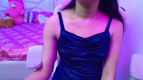 sexyislive online show from February 25, 10:20 pm