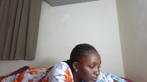 JOAN online show from November 10, 11:00 pm