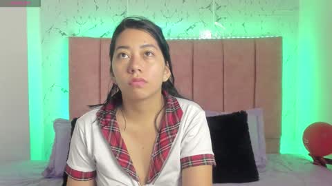 laura online show from September 11, 12:27 pm