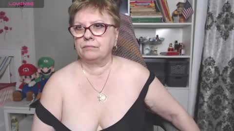 sexylynette4u online show from February 17, 9:41 am