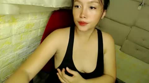 Snapshot of sexypinaymiya chatting on September 22, 4:55 am Miyah online show from September 22, 4:55 am