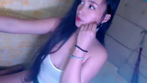 Snapshot of sexypinaymiya chatting on January 9, 12:46 am Miyah online show from January 9, 12:46 am