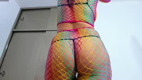 Snapshot of sexypoli69 chatting on October 15, 1:25 pm sexypoli69 online show from October 15, 1:25 pm