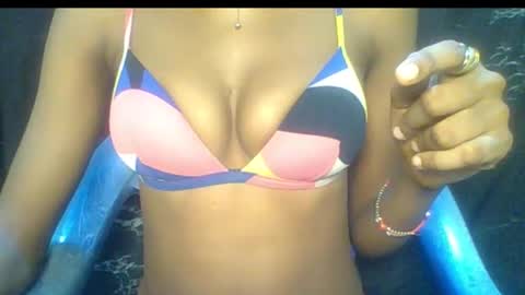 sexypussy000 online show from January 6, 1:09 am