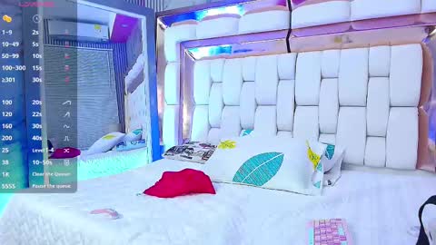 Kendall online show from February 26, 12:27 pm