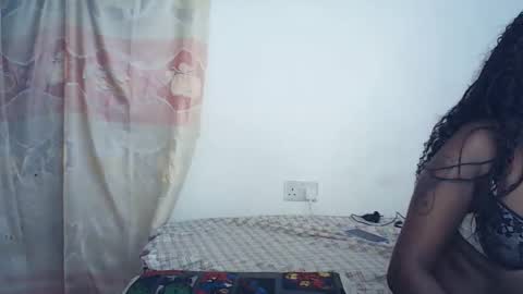 sexyzuriel online show from March 6, 11:11 pm