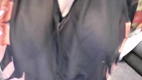 Snapshot of sezmarie123 chatting on September 13, 7:33 pm sezmarie123 online show from September 13, 7:33 pm