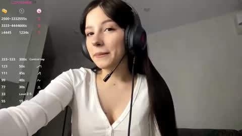 Viola online show from December 3, 9:00 am