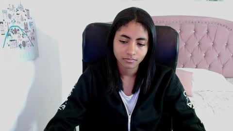 shanelle online show from September 24, 3:16 am