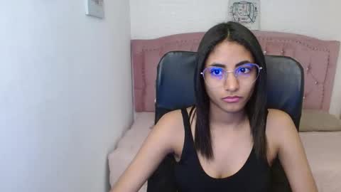 shanelle online show from February 13, 3:18 am