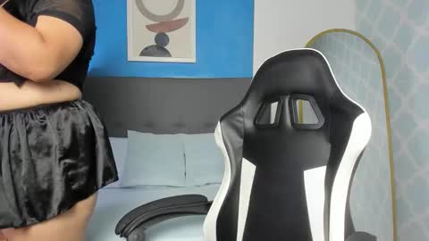 Shanel online show from November 6, 12:11 pm