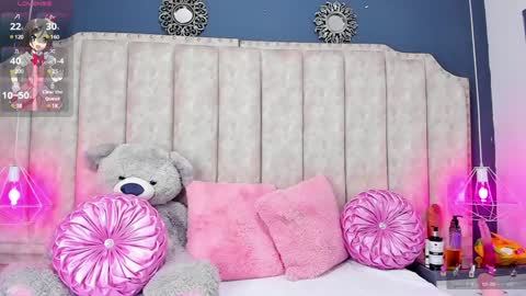 Shanel online show from December 30, 1:58 pm