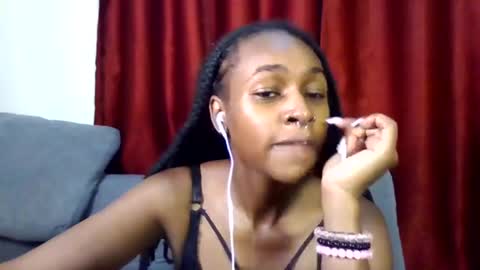 shania_sleigh online show from April 9, 12:54 pm