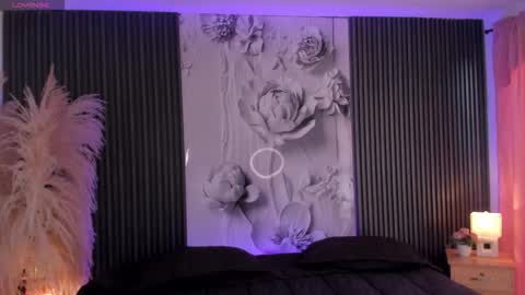 ShaniaDaniels online show from March 22, 8:26 pm