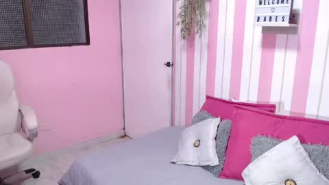 shantal online show from March 12, 9:50 pm