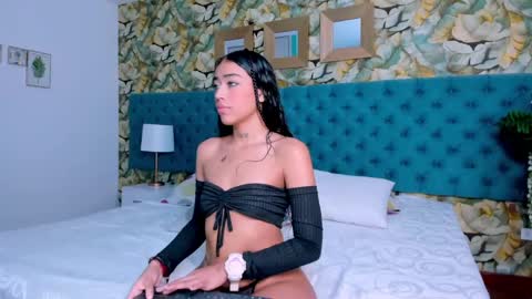 Shantal Stonne  online show from March 4, 3:33 am