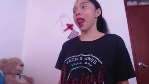 sharon_sexy__ online show from December 1, 8:00 pm