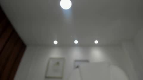 shary_leon_ online show from April 11, 7:06 pm