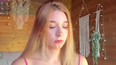 Shantall online show from March 16, 10:57 pm