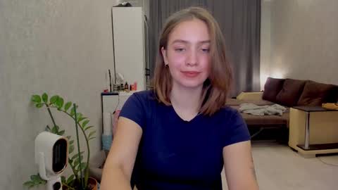 shawty__mariaa online show from October 21, 1:26 pm