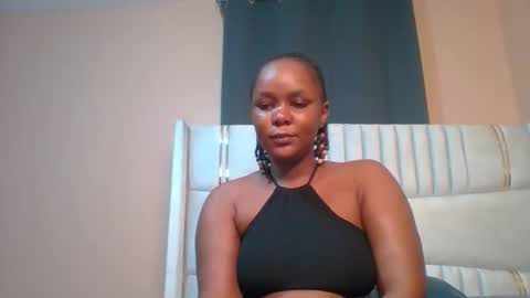 Snapshot of shay_diva chatting on October 10, 9:09 pm Shay diva online show from October 10, 9:09 pm