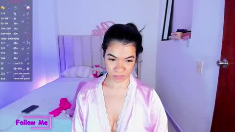 Danna   online show from September 22, 7:40 am