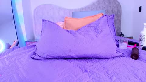 Shelsy online show from November 27, 2:31 pm