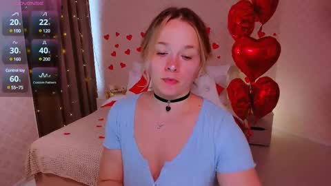 Snapshot of sherill_brill chatting on February 15, 7:49 am Sheril online show from February 15, 7:49 am