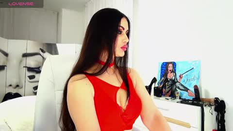 SherlisMoon  online show from December 31, 9:28 pm