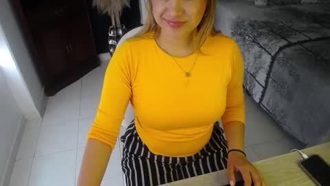 sheryl_jones online show from March 24, 1:05 pm