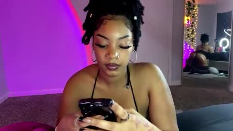 Snapshot of shesonastyy_20 chatting on October 21, 10:41 am Ask about Factime and csh pp online show from October 21, 10:41 am