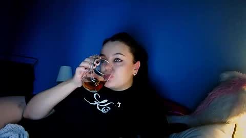 Vikki online show from October 31, 11:14 am