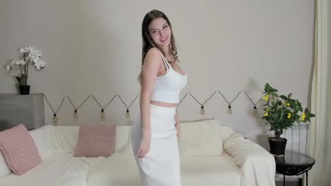 Chanel online show from December 6, 3:44 pm