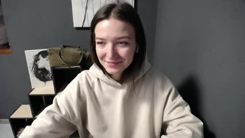 Jesica online show from April 9, 6:19 am