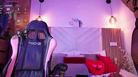 shiori_hime online show from March 1, 4:50 pm