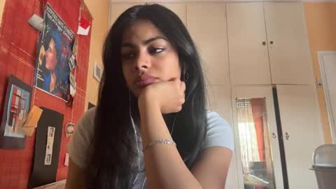 Karin online show from April 18, 10:18 am