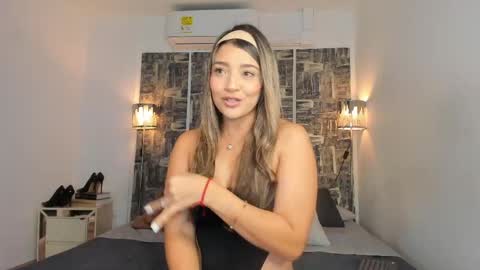 SHOFIA online show from June 3, 7:08 pm