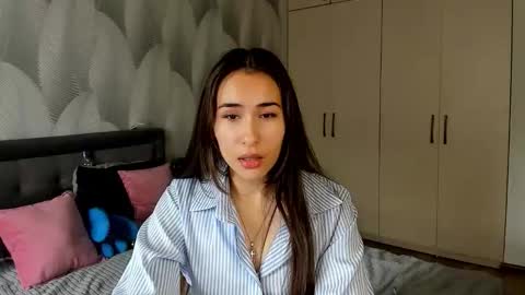 Mika online show from September 13, 4:09 am