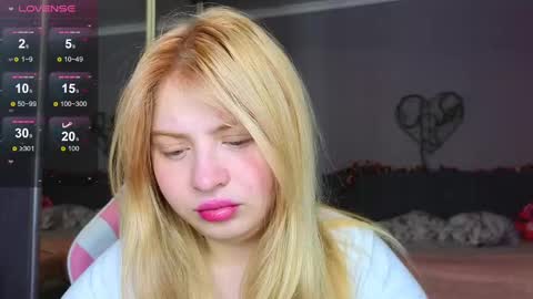 Molly online show from February 25, 12:03 am