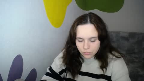 shy_lil online show from December 4, 1:35 pm