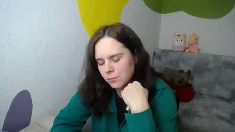 shy_lil online show from November 13, 3:00 pm