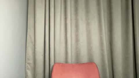 Shy Fox online show from April 15, 7:58 pm